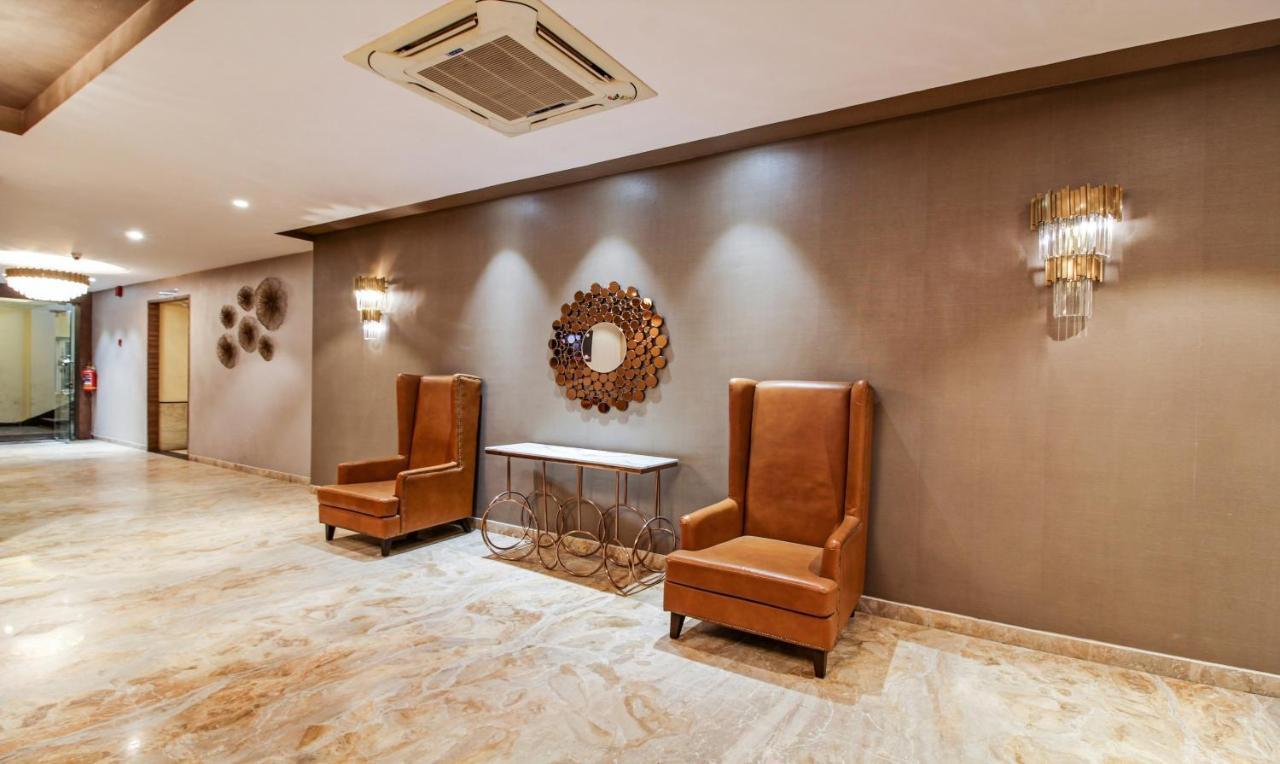 Treebo Trend Sindhura Grand Hotel Хидерабад Екстериор снимка